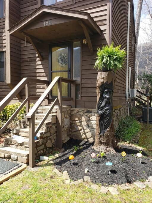 J.Creek Retreat, Creekside Townhouse +1 Car Garage Βίλα Maggie Valley Εξωτερικό φωτογραφία